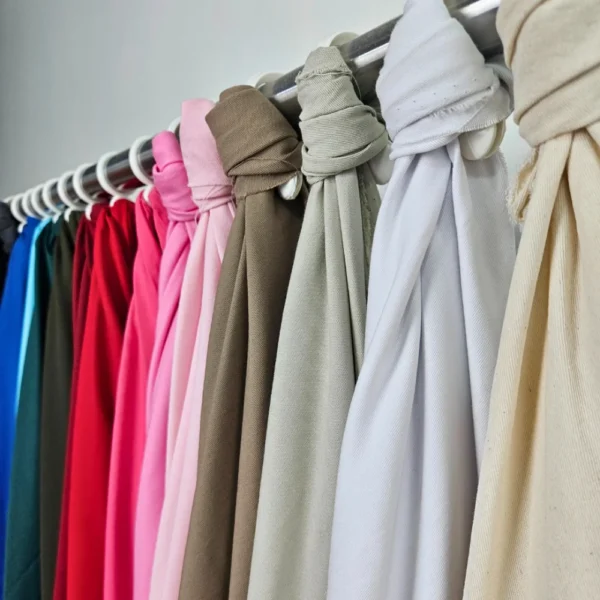 imagen mejorada para tela gabardina